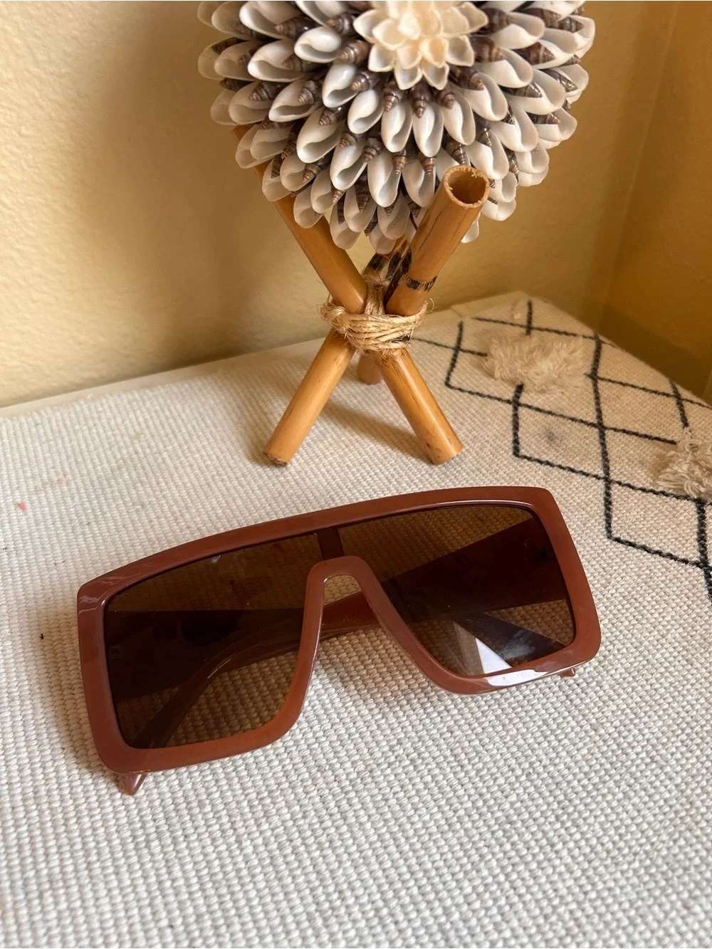 Source Unknown Brown Oversized Shield Sunglasses